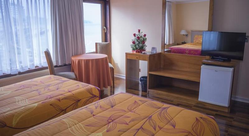 Gran Hotel Vicente Costanera Пуэрто-Монт Экстерьер фото