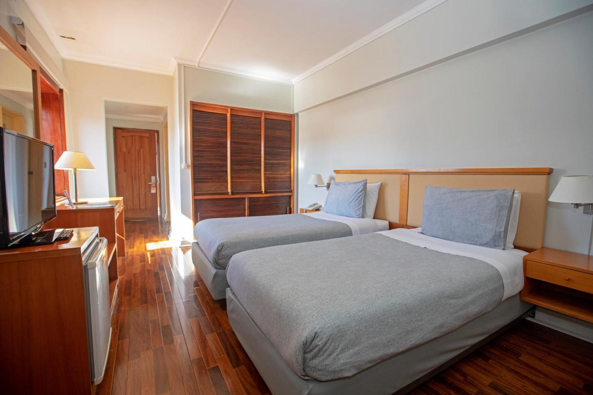 Gran Hotel Vicente Costanera Пуэрто-Монт Экстерьер фото